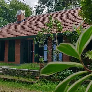 Adri Chembra Hostel Meppadi